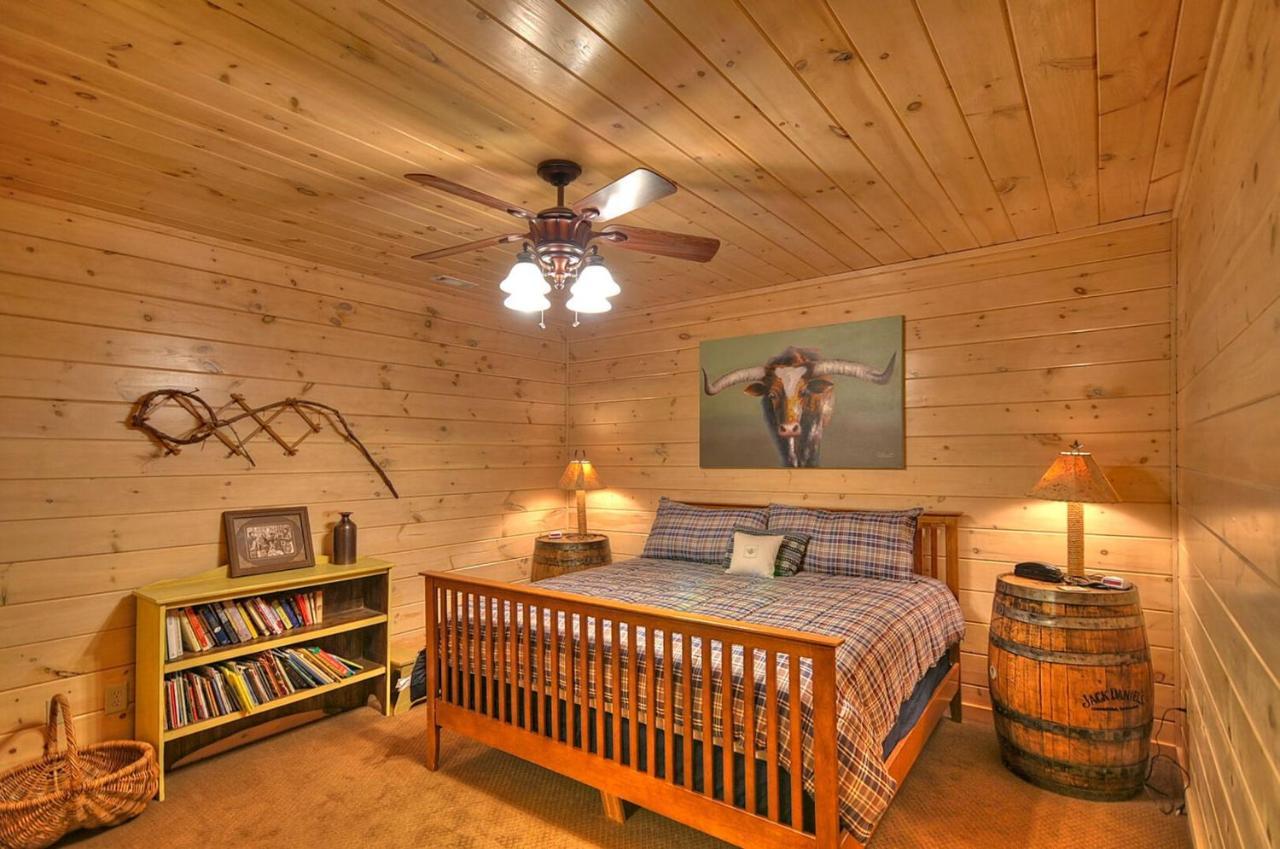 בלו רידג' Aska Adventure Lodge מראה חיצוני תמונה